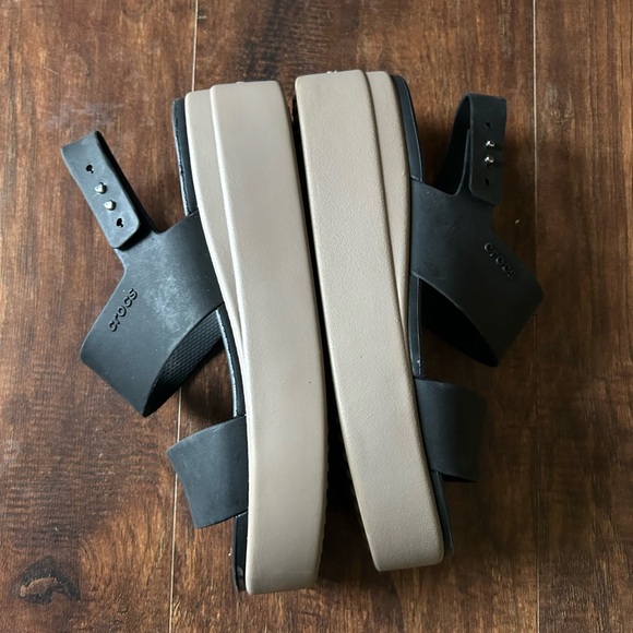 Lite Ride By Crocs Womens Brooklyn Low Wedge Sandals Size W7 Open-toe Black - Picture 5 of 8